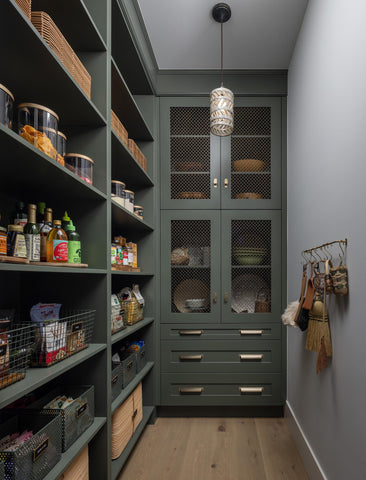 4 Design Trends to Avoid When Organizing in 2024