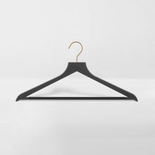 Load image into Gallery viewer, black slim, non-slip suit hanger with gold hook