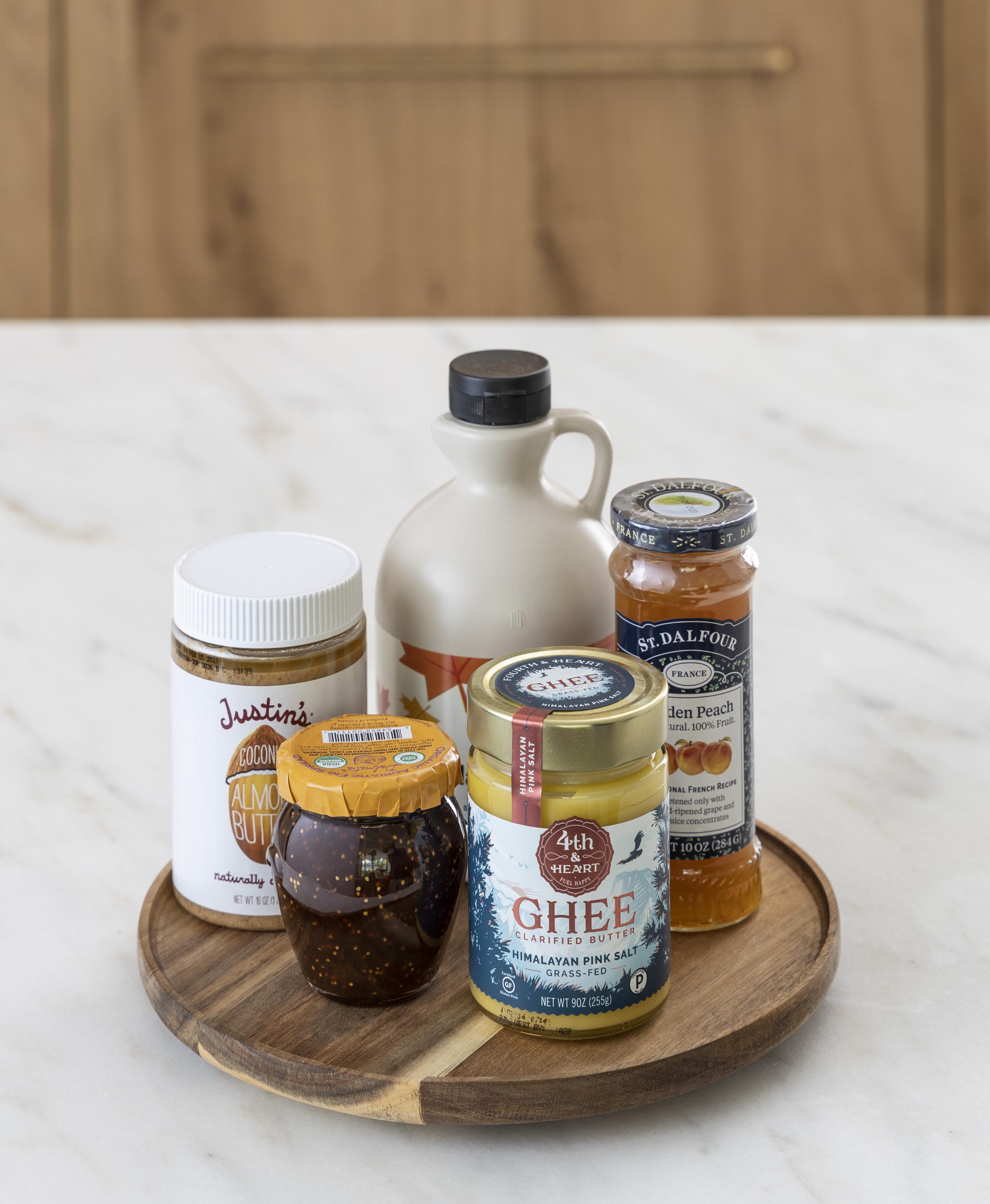 Apartment Closets and Cabinets: How to Organize Small Spaces