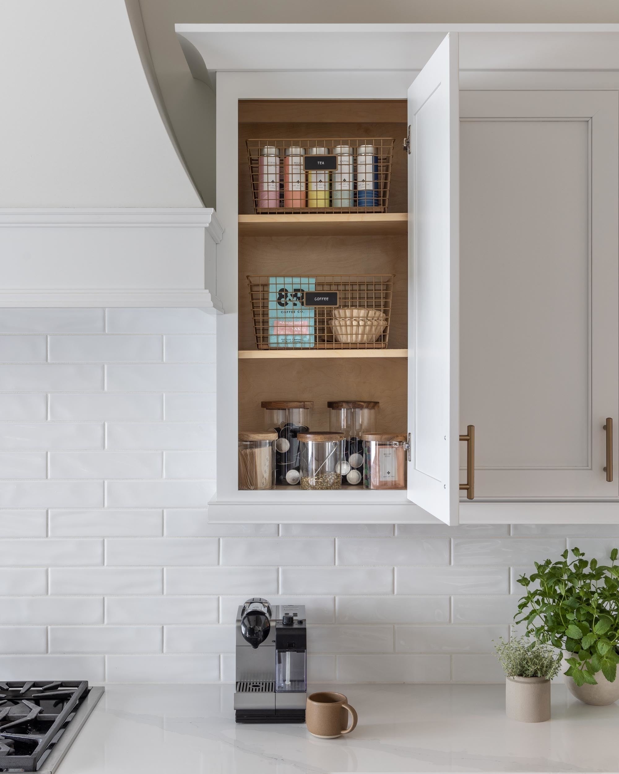 4 Ways Organization Makes Motherhood Easier (Plus Tips to Make It Happen!)